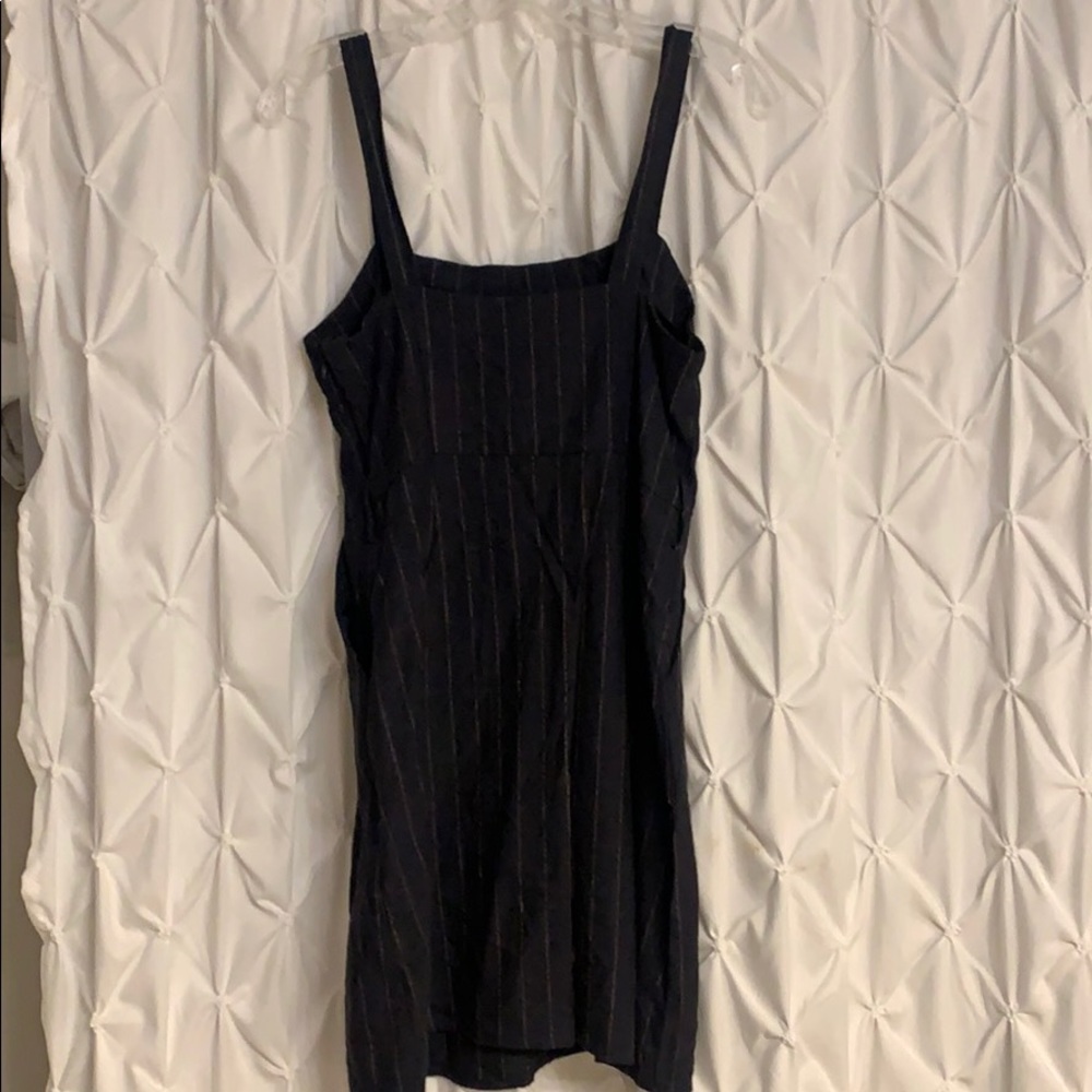 Buttoned Dress - Picture 3 of 3